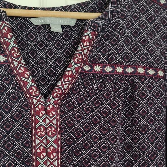 Valerie Stevens Crimson Kiss Top Size L - Picture 2 of 4